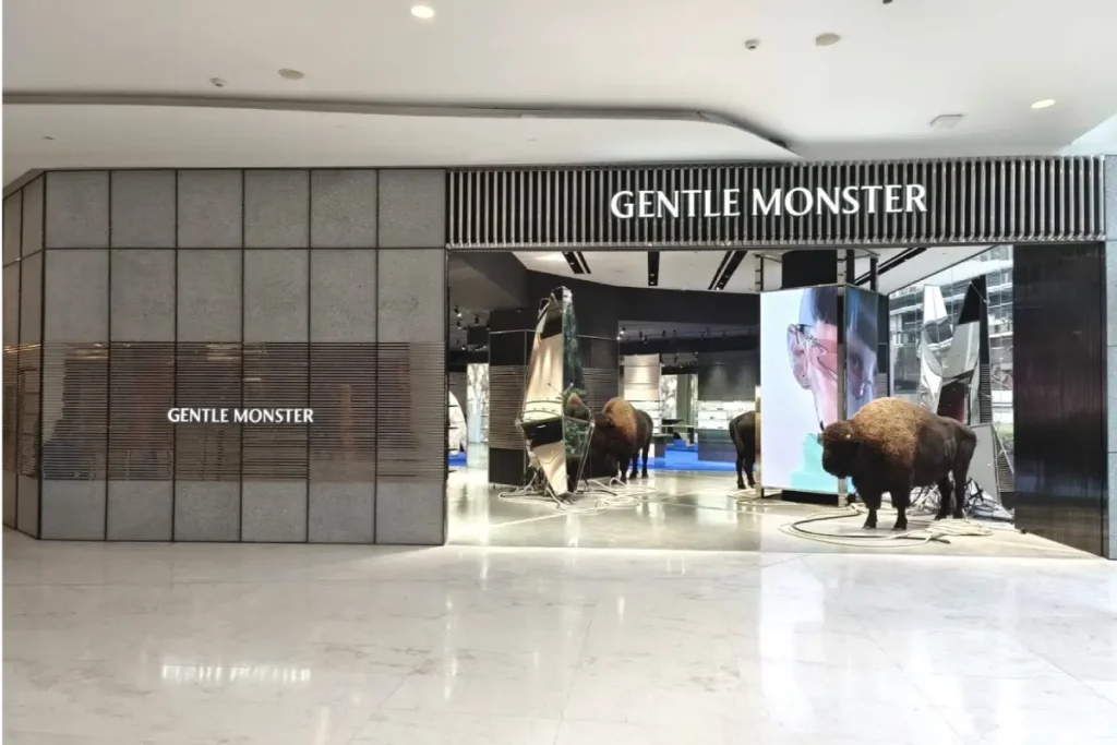 Legend Interiors' work for Gentle Monster, EmQuartier uses quality materials without any trade-offs