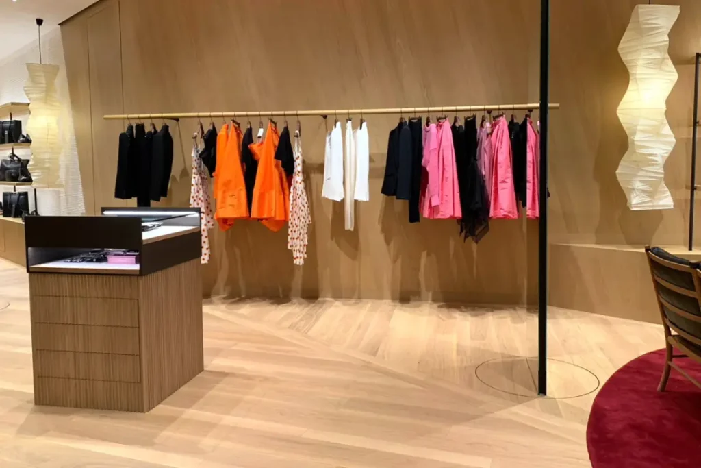 Legend Interiors work for Alexander McQueen Londoner Macao features carefully thought of interior upgrades