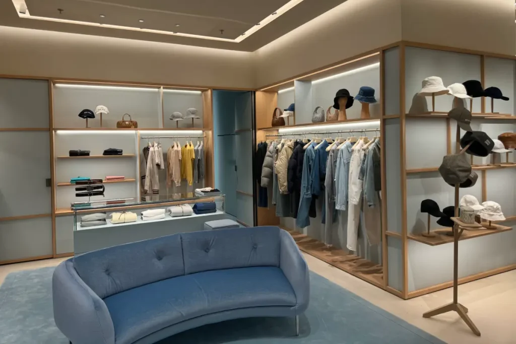 complex office renovation in retail workspaces